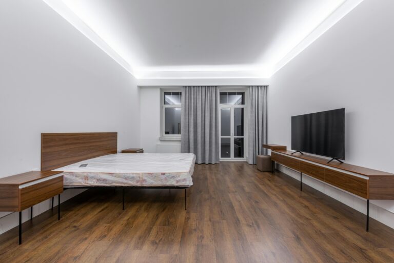 Vinyl flooring