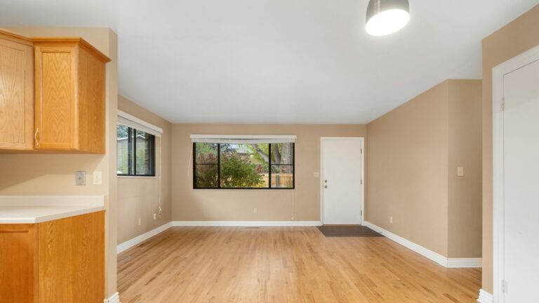 Hardwood vs Vinyl Plank Flooring Which One’s Best for Your Home