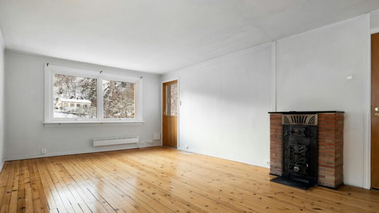 How to Choose the Right Flooring Smart Tips for Every Room & Budget