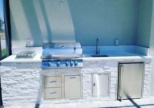 Outdoor Kitchen